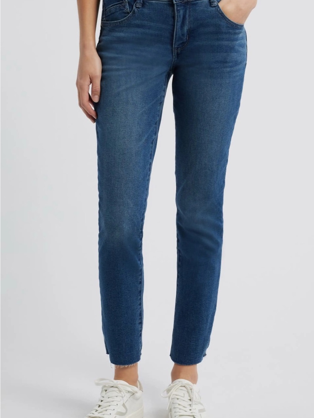 Wit & Wisdom Skinny Jeans in Medium Blue Wash